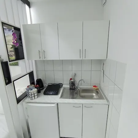 Apartman Laki *