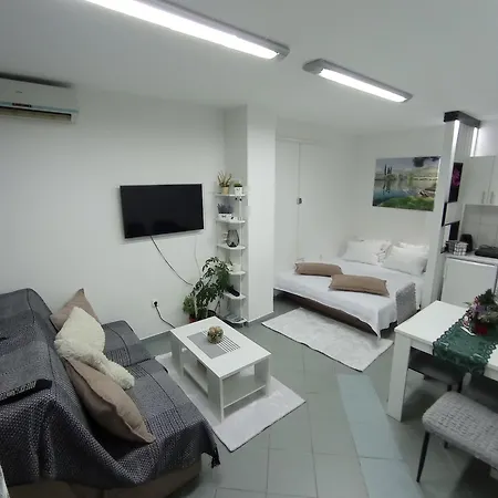Apartman Laki Lejlighed